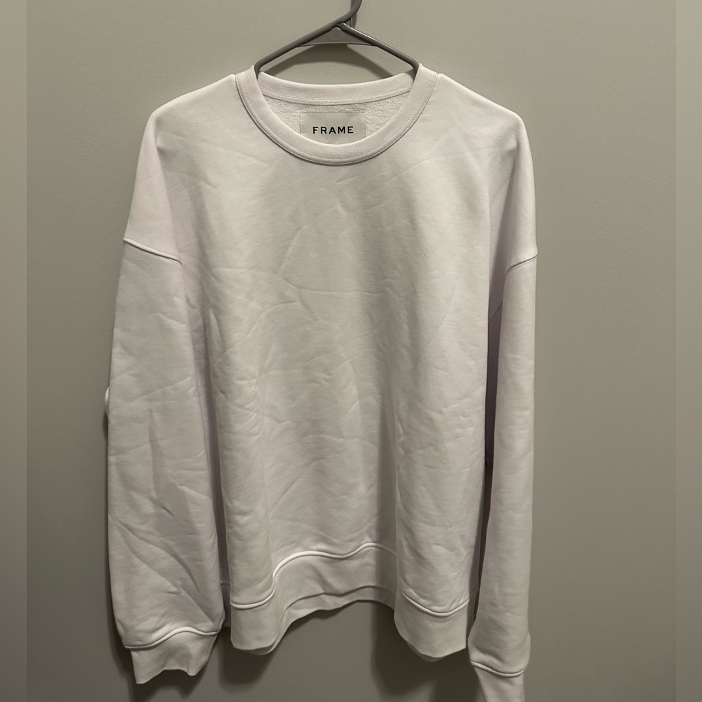 Frame Pullover.